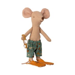 Maileg Beach mice big brother in Cabin de Plage - Tinashjem