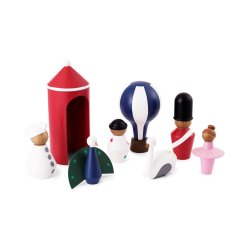 Normann Copenhagen Tivoli Tale Figurines Pjerrot small sammen med andre figurer i serien - Fransenhome