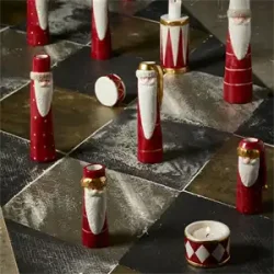 Vase julemand 10,5 cm 2 forskellige fra Speedtsberg med andres vaer og lysestager - Tinashjem