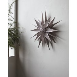 House Doctor stjerne Capella br�ndt r�d og hvid 70 cm h�ngende p� v�g - Fransenhome