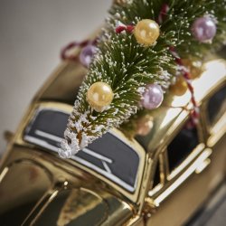 House Doctor xmas car golden 12,5 cm med julekugler p� juletr�et - Fransenhome