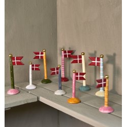 Flag 14 cm plain fra Speedtsberg flere farver og st�rrelser p� hylde - Tinashjem