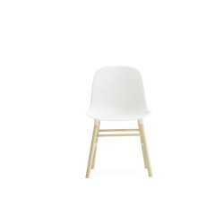 Normann Copenhagen Form Miniature Chair white set forfra - Fransenhome