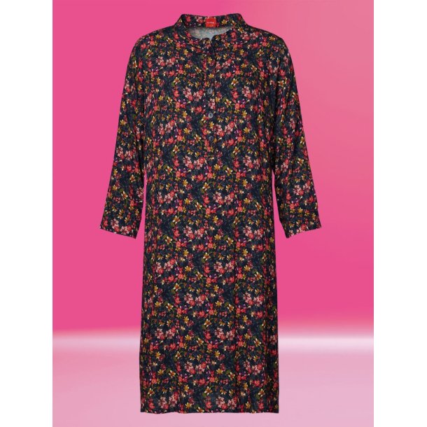 A ROYAL DRESS DUCARLY fra du Milde - Tinashjem