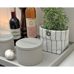 Fad beton Kvadratisk 33x33x3 cm Artefina i k�kken til krydderurter og olie - Tinashjem