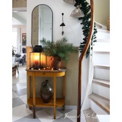 Jeanne d�Arc Living Et drys af JULEMAGI pyntet trappe - Tinashjem