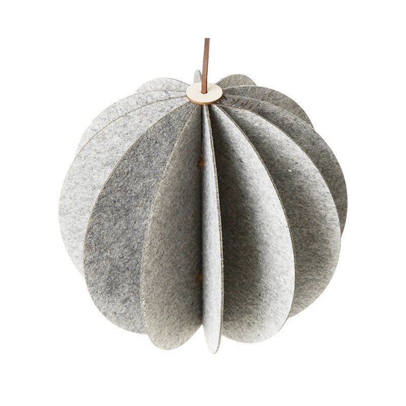 L�bech Living Hanging Felt Xmas ball White 28 cm - Fransenhome