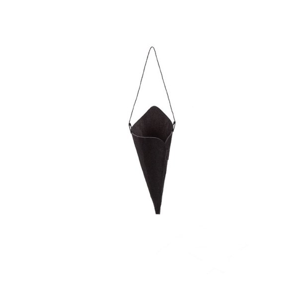 L�bech Living kr�mmerhus hanging cone 24 cm black - Tinashjem