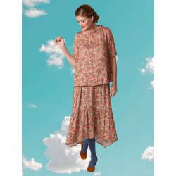 JOYFUL AND SWEET ETLINEA nederdel fra du Milde etc p� model - Tinashjem