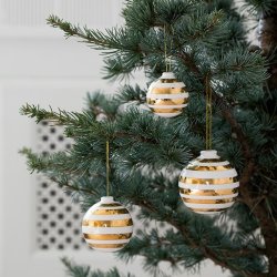 K�hler Omaggio julekugler guld 3 stk. p� gran - Fransenhome