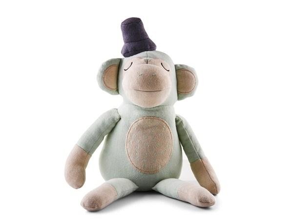S�dahl Magic Forest Monty Monkey bamse gr�n med sort hat - Fransenhome