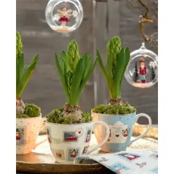 Xmas Letter White mug fra GreenGate p� julebord - Tinashjem 